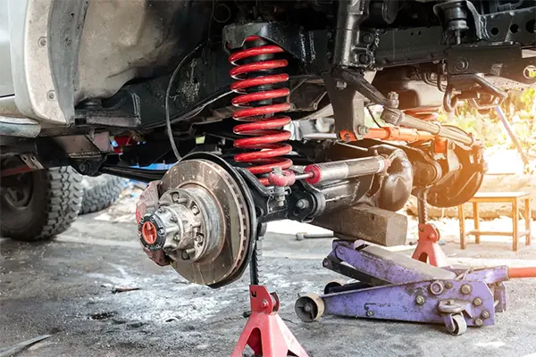 Semi-Truck Tire Replacement